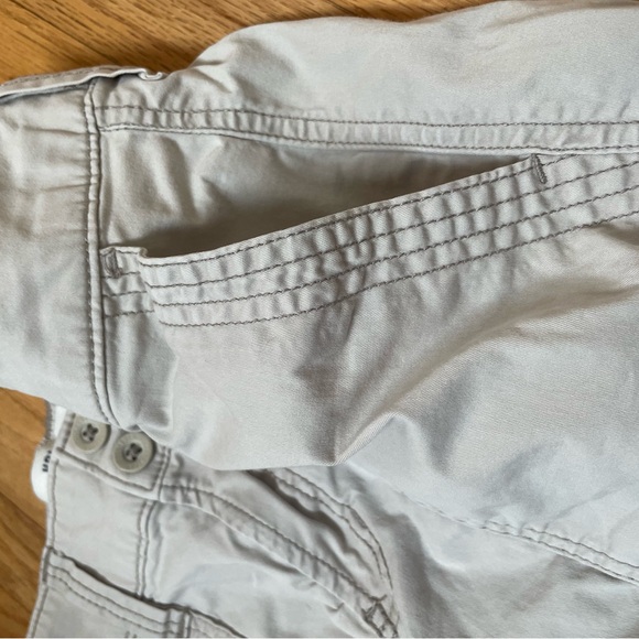 Hollister Mid rise Relaxed Cargo Pants - Picture 11 of 16